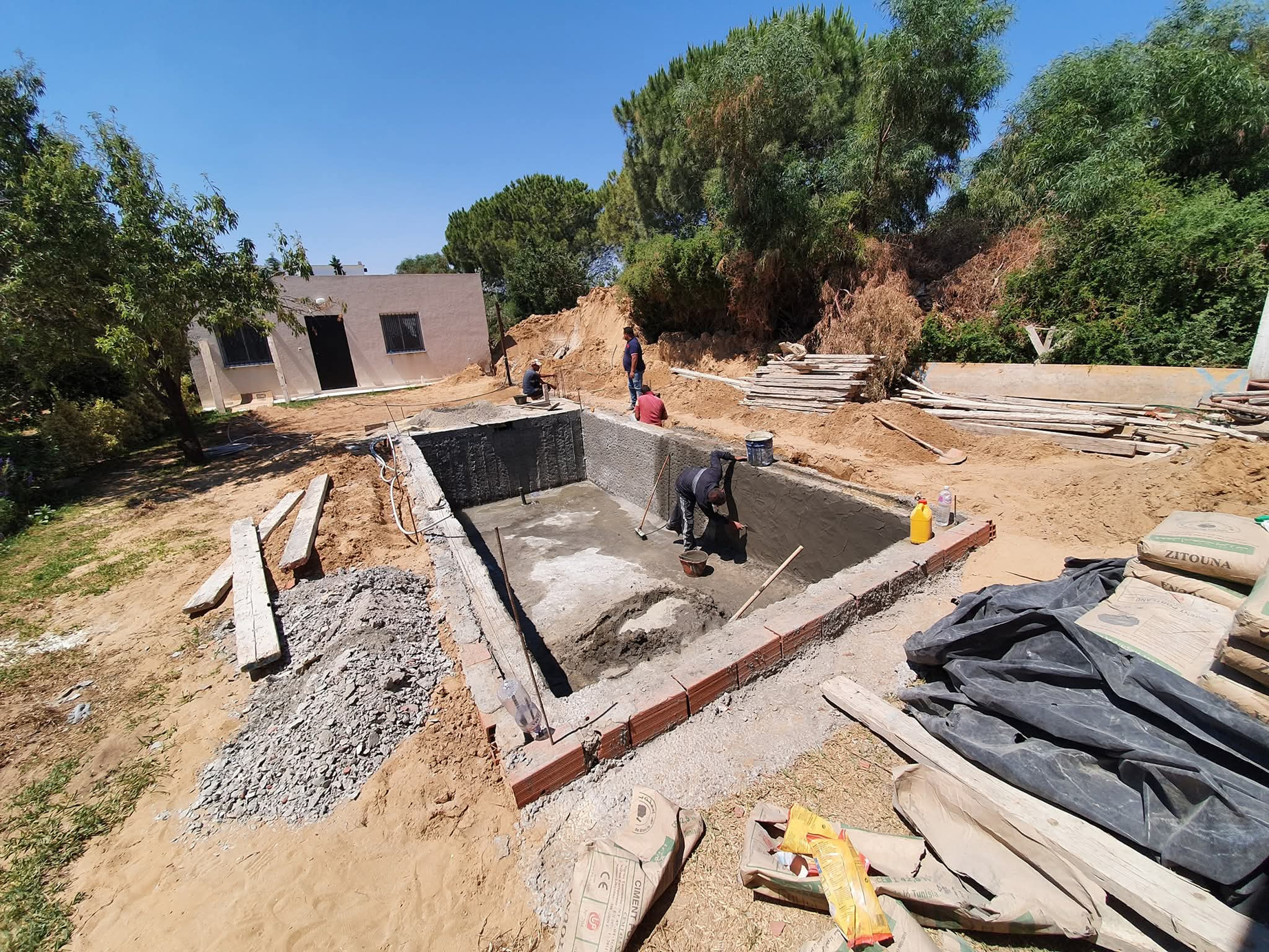 Chantier de traitement d'un ouvrage enterré